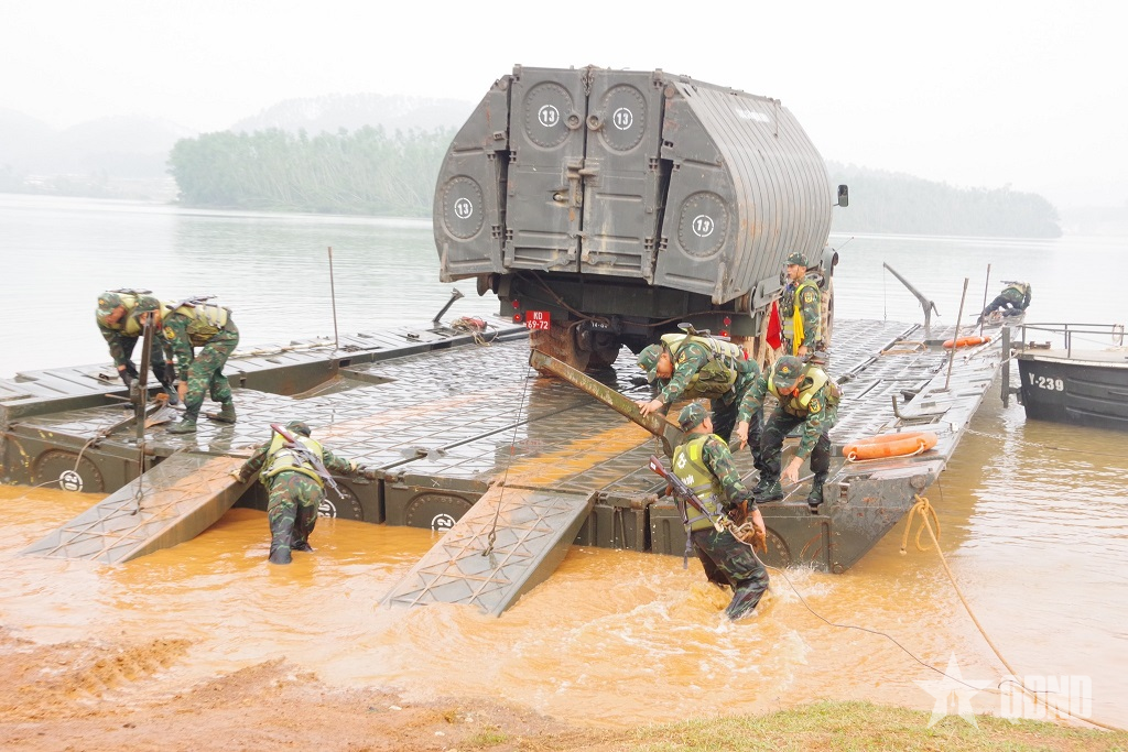 Cán bộ nêu gương, mệnh lệnh không lời ở Lữ đoàn Công binh 414, Quân khu 4

